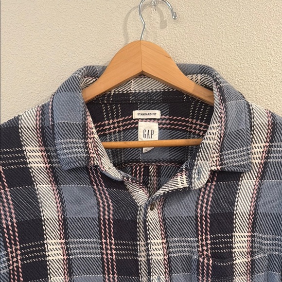GAP Blue and White Plaid Button-Down Shirt - Picture 3 of 11